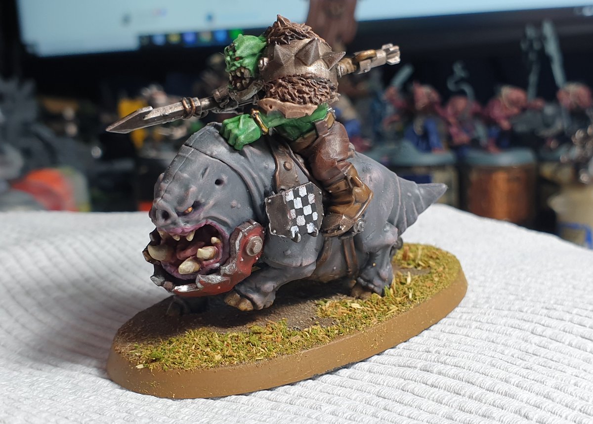 ElCone93's tweet photo. Hobbystreak day: Feels good to be back painting orks. Mob rule is still balls in 9th but damn, I love me some squig hogs.
#hobbystreak #WarhammerCommunity #warhammer40k #orks #squighog https://t.co/2xtOYlgoYe