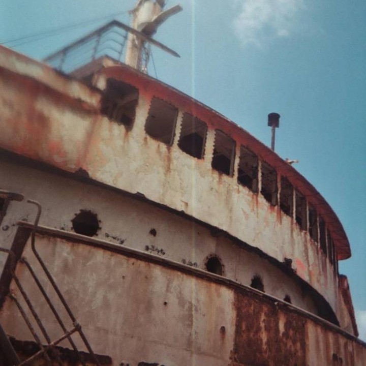 1SafetyLast's tweet photo. #Repost @ theoceanlinerenthusiasts #SSAmericanStar (ex, #SSAmerica) some photos of the wreck.
Scary & fascinating although so sad seeing a once outstanding liner meeting this fate.....
________________________
Photographs Source: Ingo Turtenwald & Dirk Evers https://t.co/0uCcVIZzkP