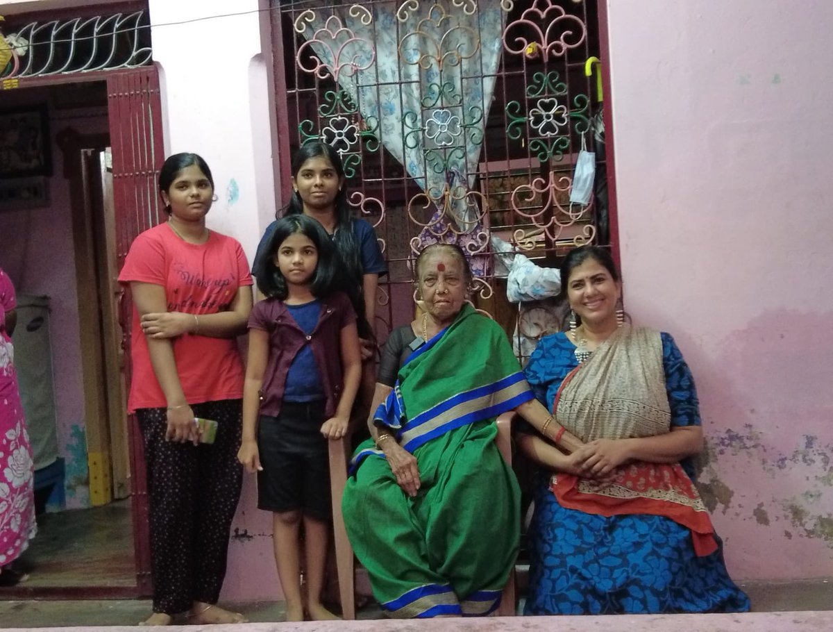 swarnamalya ganesh on X: PROUD MOMENT of Celebration- my guru R  Muthukannammal gets the Padma Shri award ! SADIR gets National recognition!  God is great! It is a time to rejoice. t.cokNuzwb0aHv 