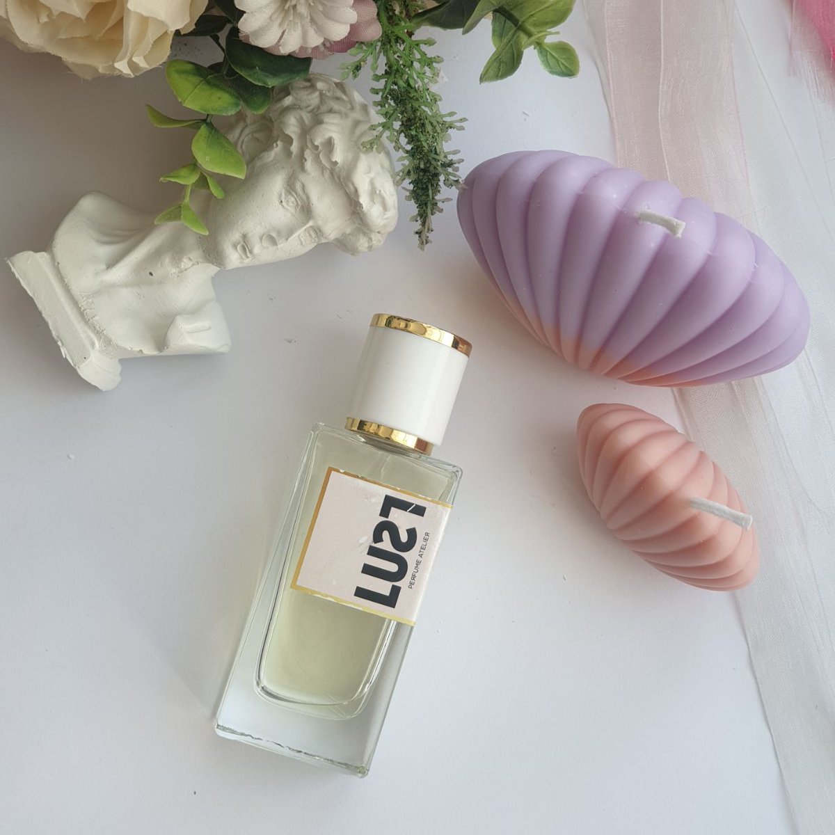 Ex Nihilo Fleur Narcotique Edp hakkında görüşlerimi yazdım. Niş, unisex bir parfüm. Lust Perfume ig hesabından satın aldığım ürünün orjinali Beymende 3.500 TL olmuş o_O  #çiçeksikokular #parfüm kozmetikyorumlarim.com/2022/01/ex-nih…