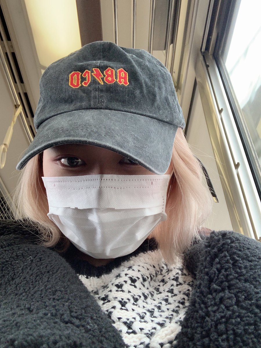 OfficialYNo1's tweet photo. 今日は初のフェイシャルエステ行ってきた
#エステ #自撮り #YuunaChannel
#自分磨き https://t.co/NEWflyLST5