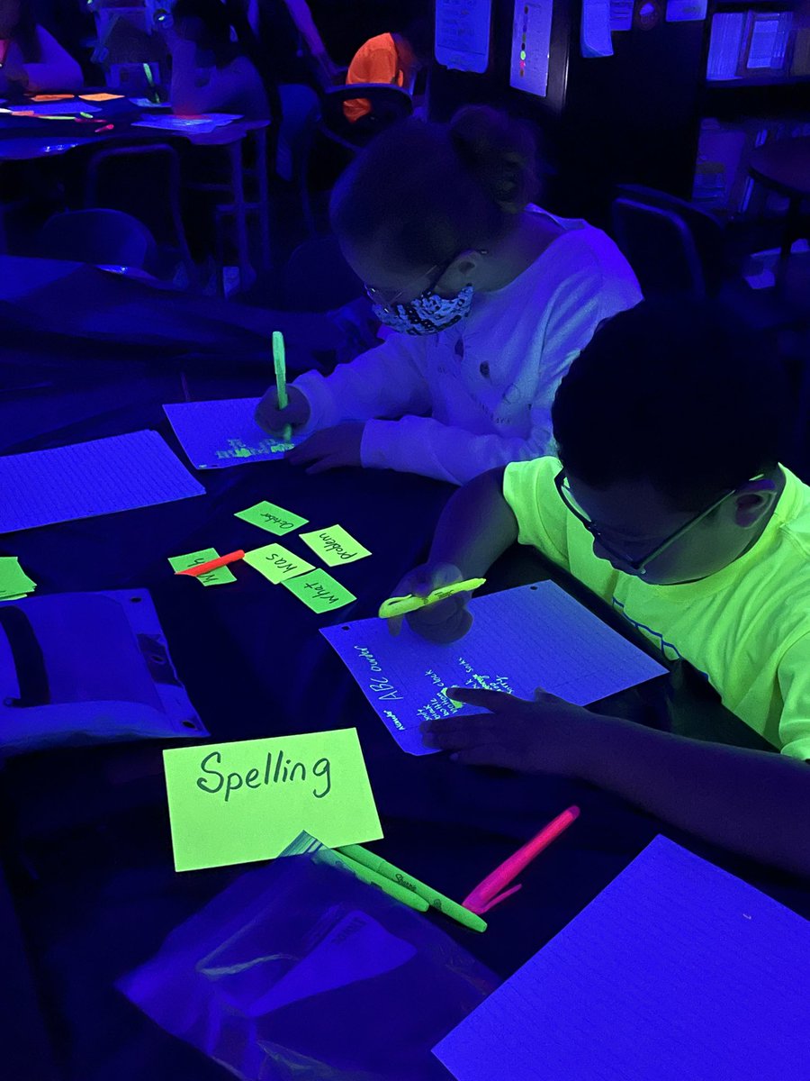 BrooksJenn22's tweet photo. Day 2 of “Glow” reading @bristowelem https://t.co/uW4J7oVGMp