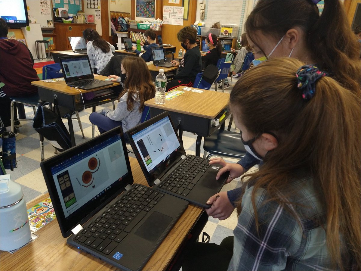 NSComputerTech's tweet image. @NSComputerTech 3rd & 4th gr ss are learning about engineering careers and then testing their engineering skills with problem solving, perseverance and team work. Love hearing them cheer when they figured it out on their own. @NorthSideEW @EWSDTech @EastWillistonSD