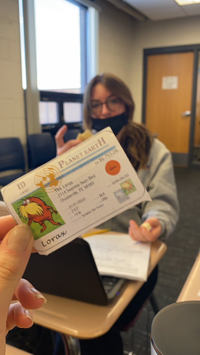 CimochIsabella's tweet photo. this is sarah, she adds to the earths population! the words population is 7.8 billion and it continues to grow exponentially. even though there’s a tone of people on earth each one makes a difference! #apespop @franklinlorax https://t.co/AvTdZbBs7u