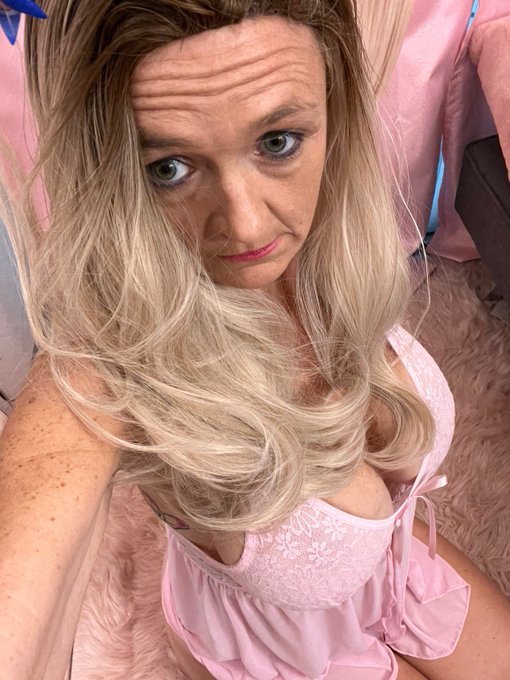 I am the princess of my own Fairy Tale. #sexysaturdays #selflove #sexylingerie #sexy #sexybabes #sexyunderwear<a href="/tag/sexysaturdays"class="tags">#sexysaturdays</a><a href="/tag/lifestyle"class="tags"><span>#lifestyle</span></a><a href="/tag/pink"class="tags"><span>#pink</span></a><a href="/tag/sexy"class="tags"><span>#sexy</span></a><a href="/tag/selflove"class="tags"><span>#selflove</span></a><a href="/tag/babes"class="tags"><span>#babes</span></a><a href="/tag/stripperlife"class="tags"><span>#stripperlife</span></a>