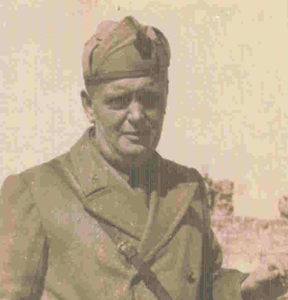 ANPIRomaPosti's tweet photo. Veterano pluridecorato della #GrandeGuerra,il generale #AlbertoTrionfi dopo l'#8sett1943 combatté i nazisti nel #Peloponneso.Arrestato, venne deportato in #Polonia presso il campo di #Schokken.Il #28gennaio 1945 durante una marcia della morte fu ucciso a #KuźnicaŻelichowska. https://t.co/64GjbEbQis