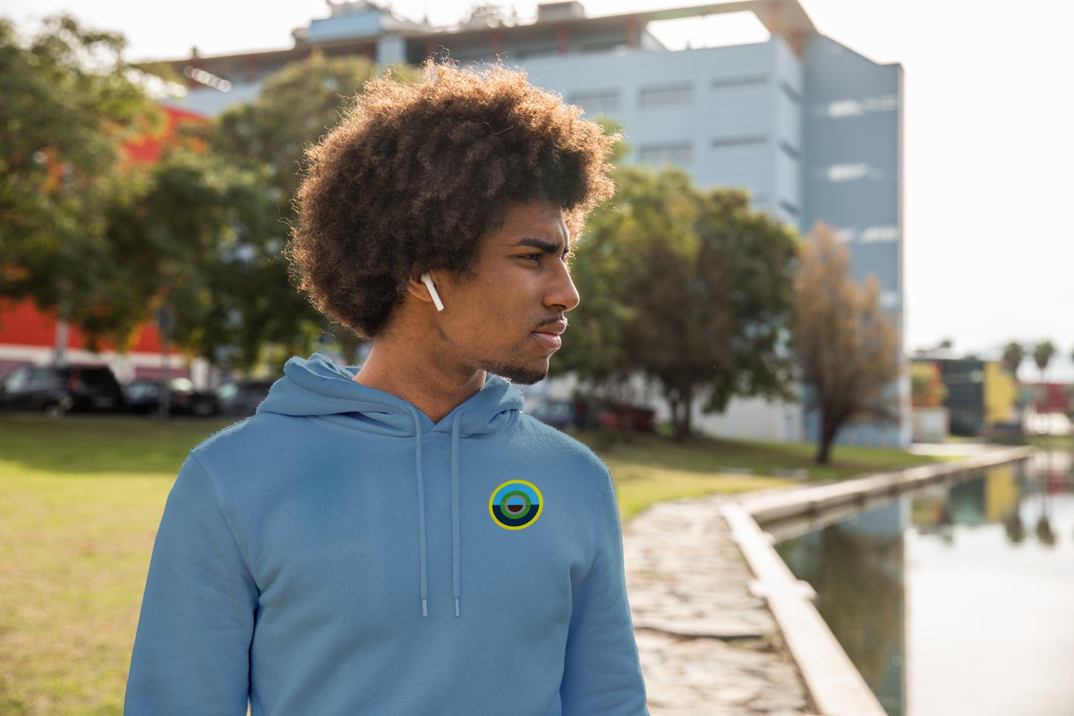 CircularEconMfg's tweet photo. You asked for it, we delivered🧵
The merch you see our NYC team wearing is now for sale!
Hit our link in bio to see our tees, hoodies, and more, made from recycled organic material in a renewably powered facility🌍
Wear them and promote sustainable manufacturing wherever you go🙌 https://t.co/r7BPy2Uw3n