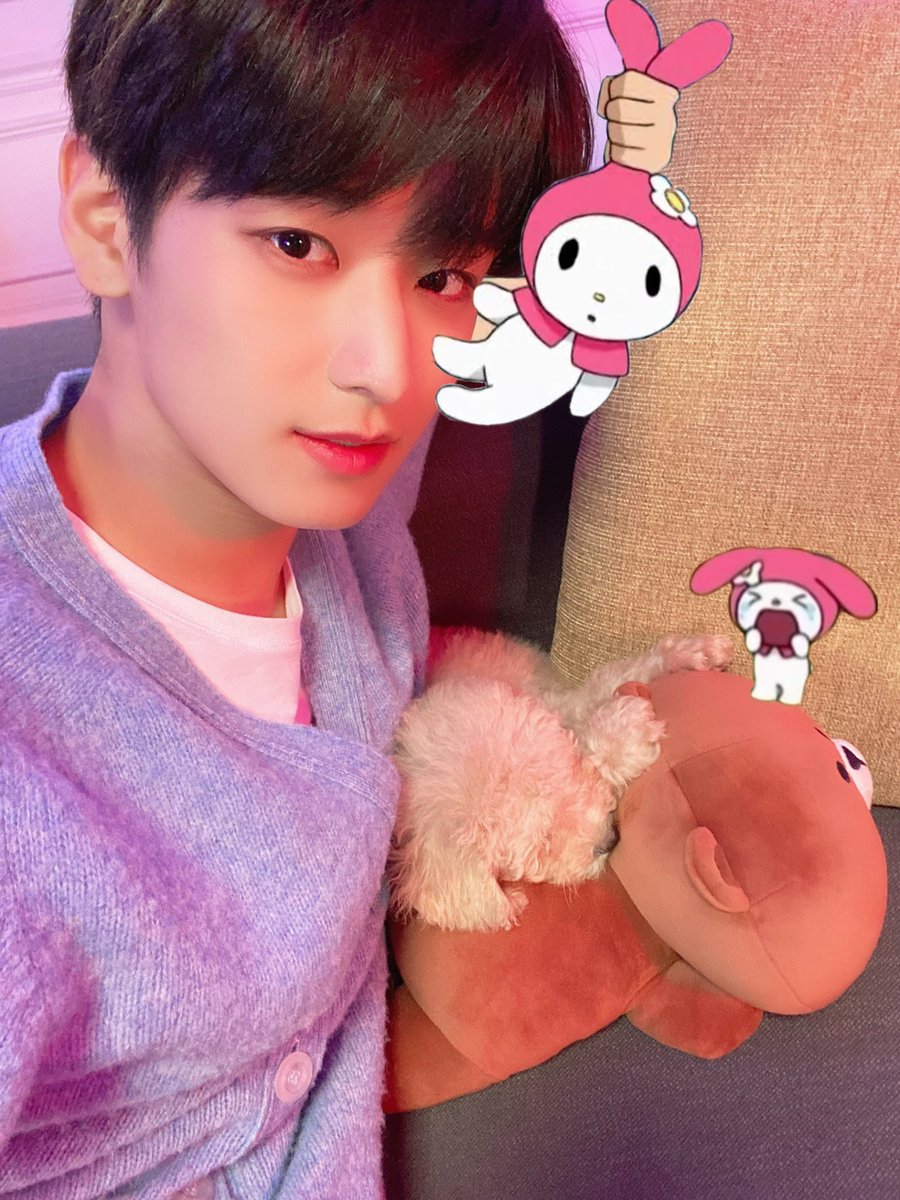 dnbyrl's tweet photo. 주연오빠와 나 https://t.co/odiSj1i4RL