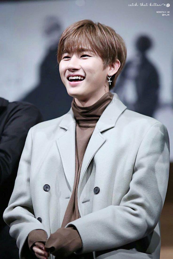 Julia_20PP's tweet photo. #HBDtoIM
happy b-day best maknae!🎉🎊❤ https://t.co/w4vnkbjmJv