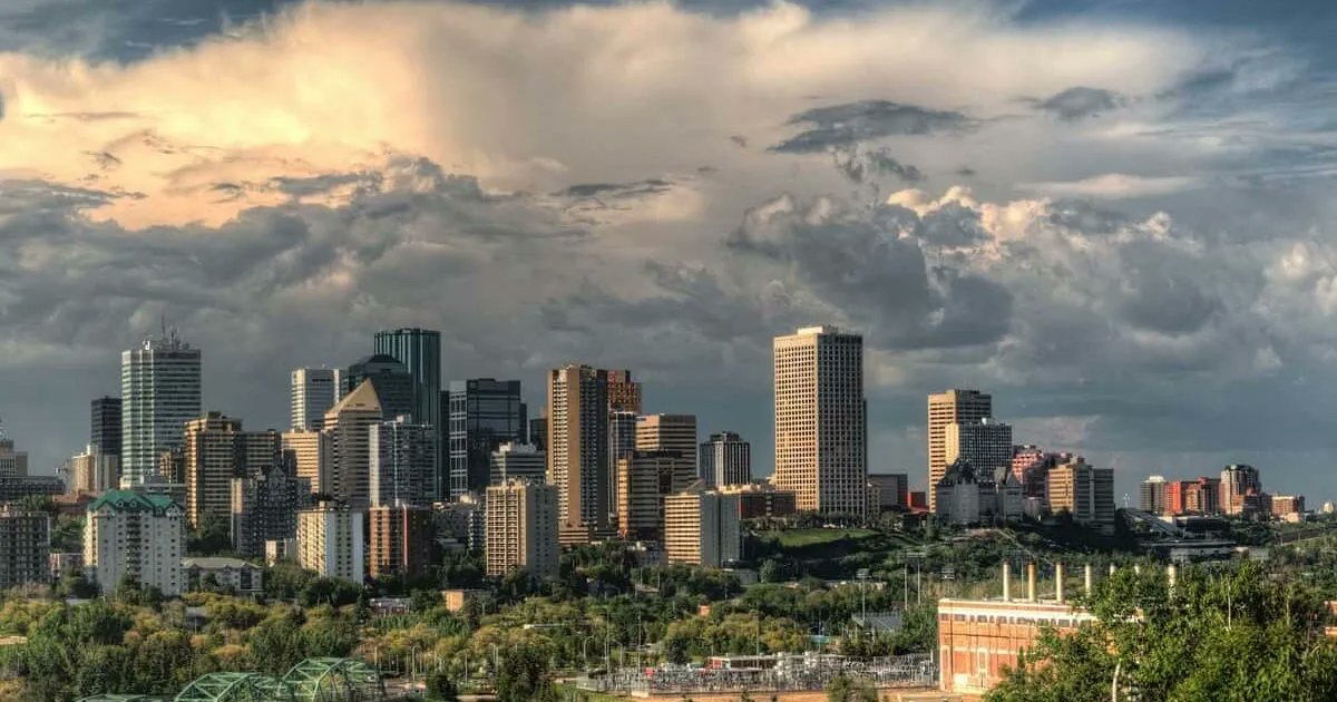 CILAvoice's tweet photo. #CILAvoice commends Alberta for introducing tech-focused immigration pathway to support economy &amp; job creation @tylershandro @Samu3lEscobar #cdnimm #immigration #alberta #ainp #cdnpoli #tech #globaltalent #techtalent #workinalberta @jkenney
https://t.co/TALagDQDBg https://t.co/7e25lrnYvx