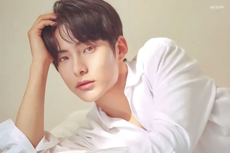 🤍 hourly junhee 🤍 (@hourly_junhee) / Twitter