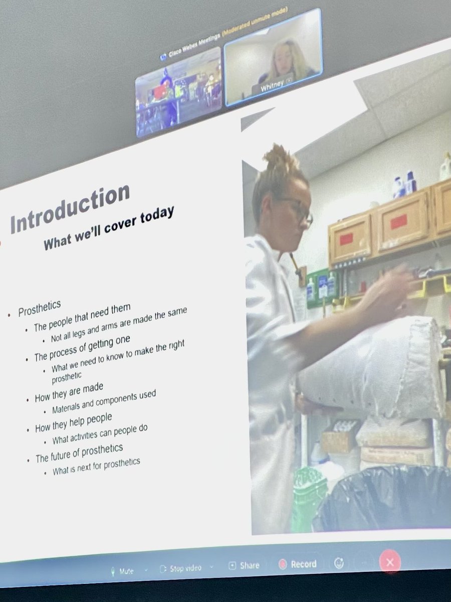 4th graders @SunflowerSMSD learned about the engineering process with prosthetic specialist, Whitney Tapp from the Hanger Clinic <a href="/HangerNews/">Hanger Clinic</a>. She fused her interest in art and anatomy into a STEAM career dedicated to helping others.