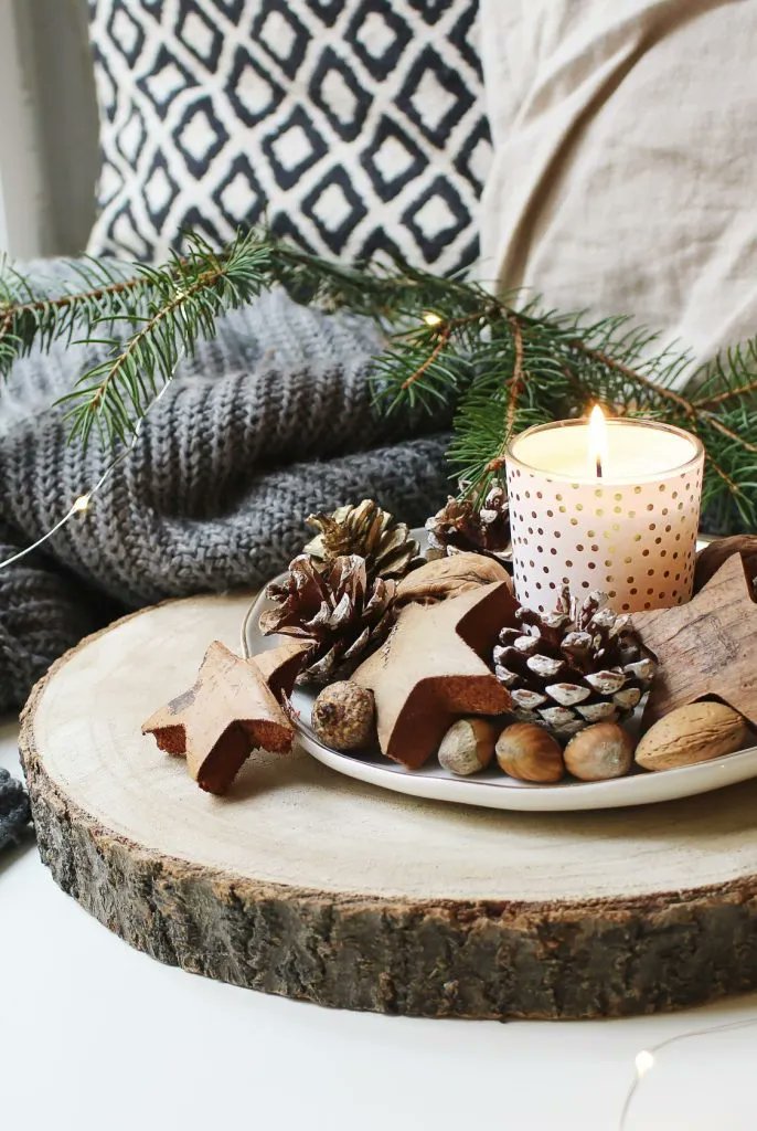 MaulerFrance's tweet photo. 🌲On a abattu le sapin devant la maison… contre mon gré 💔Pour lui offrir une seconde vie, j’ai décidé de créer une table basse et des bouts de canapé 😍Je vous montre toutes mes inspirations: https://t.co/1KOiEQ7MQj 

#huile #huilecire #biosource https://t.co/xy7WvsAar1