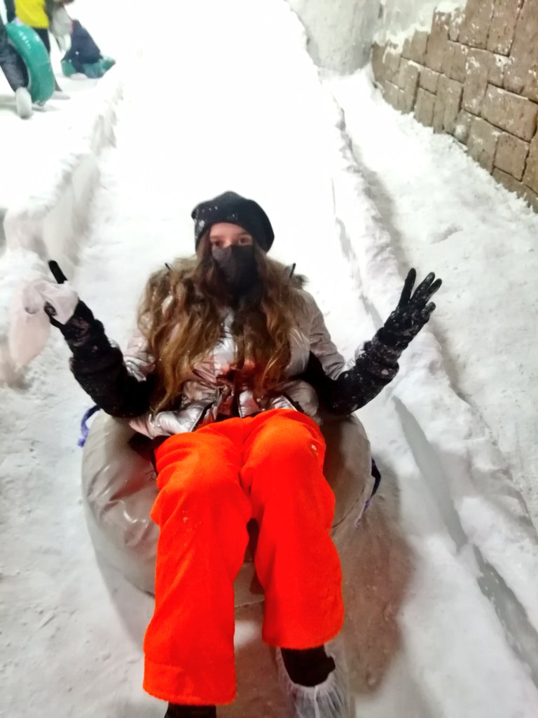 engincevirgen's tweet photo. Günlerden Snow World Keyfi 👌
Pıtırcıklarım 🧿💙❤️🧿
#Antalya #tatil #keyfimizce #huzur https://t.co/JOwY7rNSS2