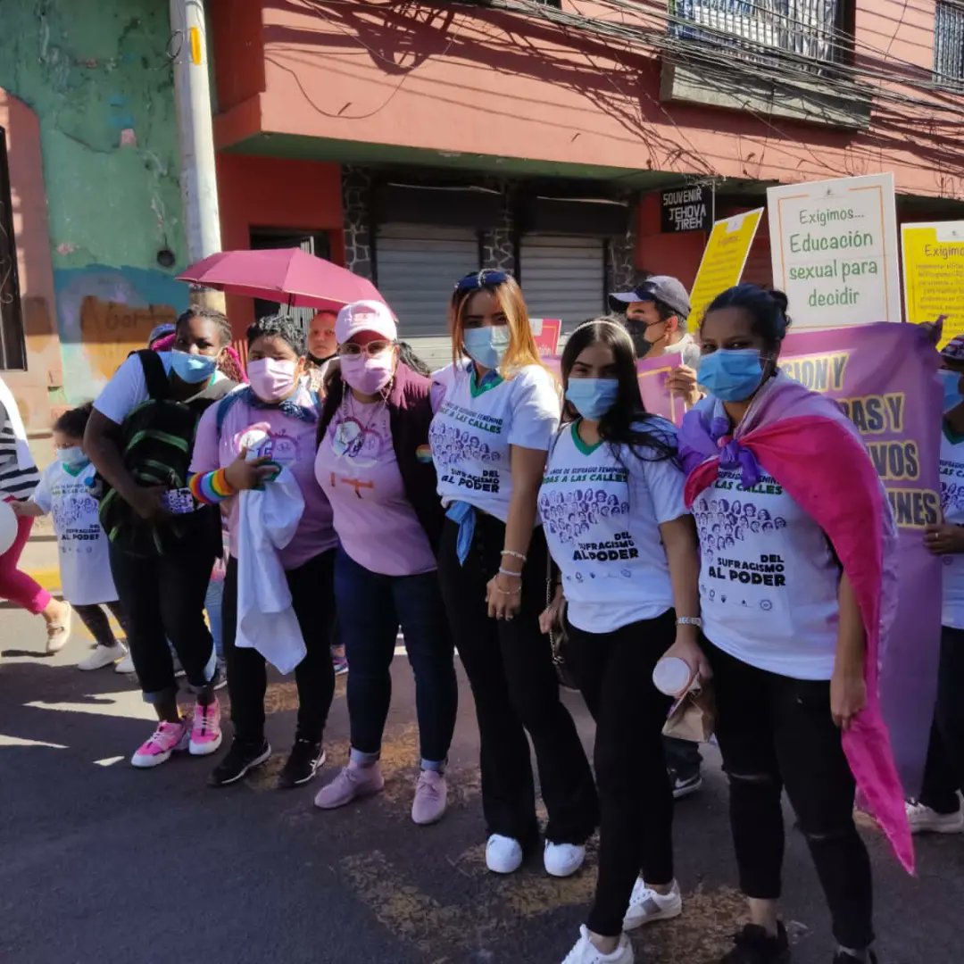 arcoirisghn's tweet photo. #25Enero Celebramos el Día de la Mujer Hondureña, conmemorando 67 años del acceso al voto y con la nueva presidenta Xiomara Castro.

¡Muchas felicidades! 💚💜 https://t.co/WNk2AHjwPZ