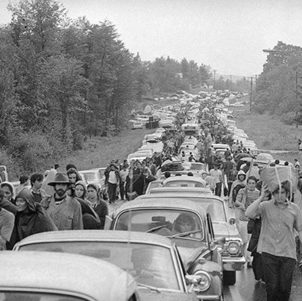 Here’s A Future Pic Of The #DogeArmy Lined Up At <a href="/McDonalds/">McDonald's</a> Once They #AcceptDOGE