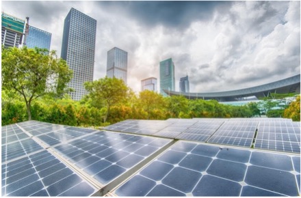pjnvdm's tweet photo. UK and European governments have pledged to be the driving force for a #GreenRecovery. Our homes are a hotbed for innovation, but @mikehughesSE believes our love for DIY is the true enabler behind #NetZeroHomes. Find out more in his #SEBlog https://t.co/Ldv30rgxnP @SchneiderUKI https://t.co/YgYw5TJwzs