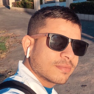 caiohmuniz's tweet photo. #NovaFotoDePerfil https://t.co/DaXLKwihim