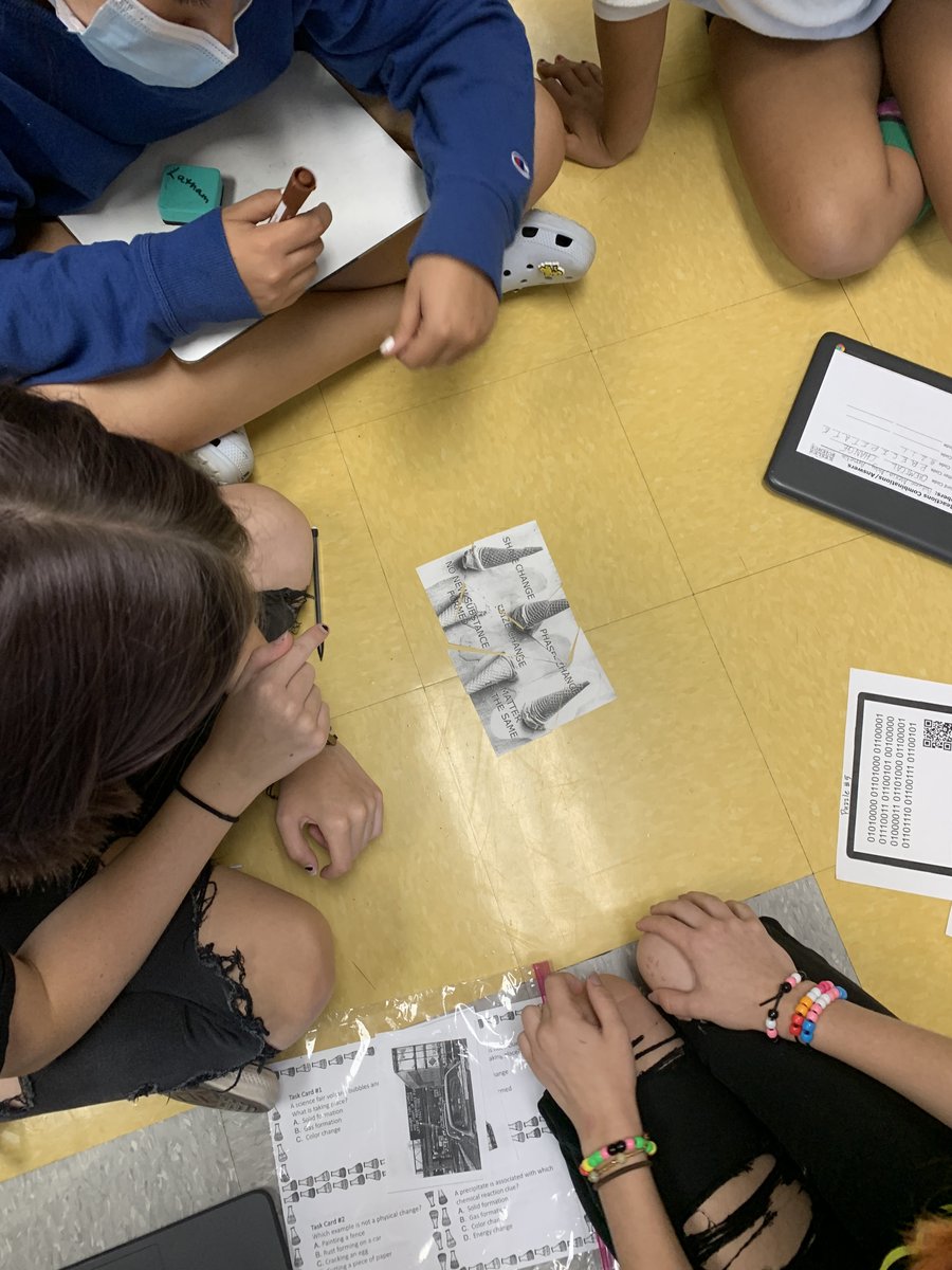 SCPSchools's tweet photo. 8th grade science students at @AG_Wright work together to "escape" the room by solving science puzzles. These activities enable students to review subject material for comprehension and build problem solving skills.
#SCPSScience
#AGWRocks https://t.co/TAhWR8xtt6