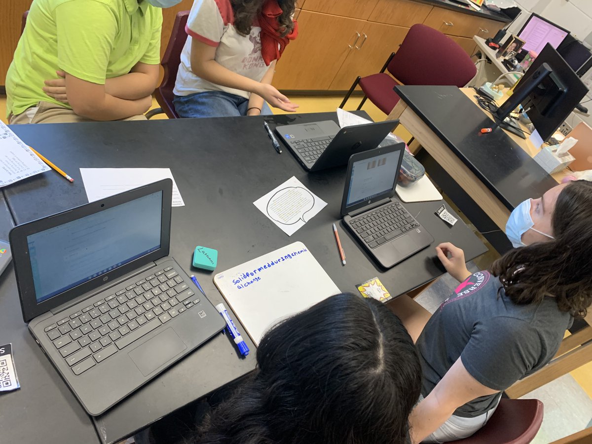 SCPSchools's tweet photo. 8th grade science students at @AG_Wright work together to "escape" the room by solving science puzzles. These activities enable students to review subject material for comprehension and build problem solving skills.
#SCPSScience
#AGWRocks https://t.co/TAhWR8xtt6