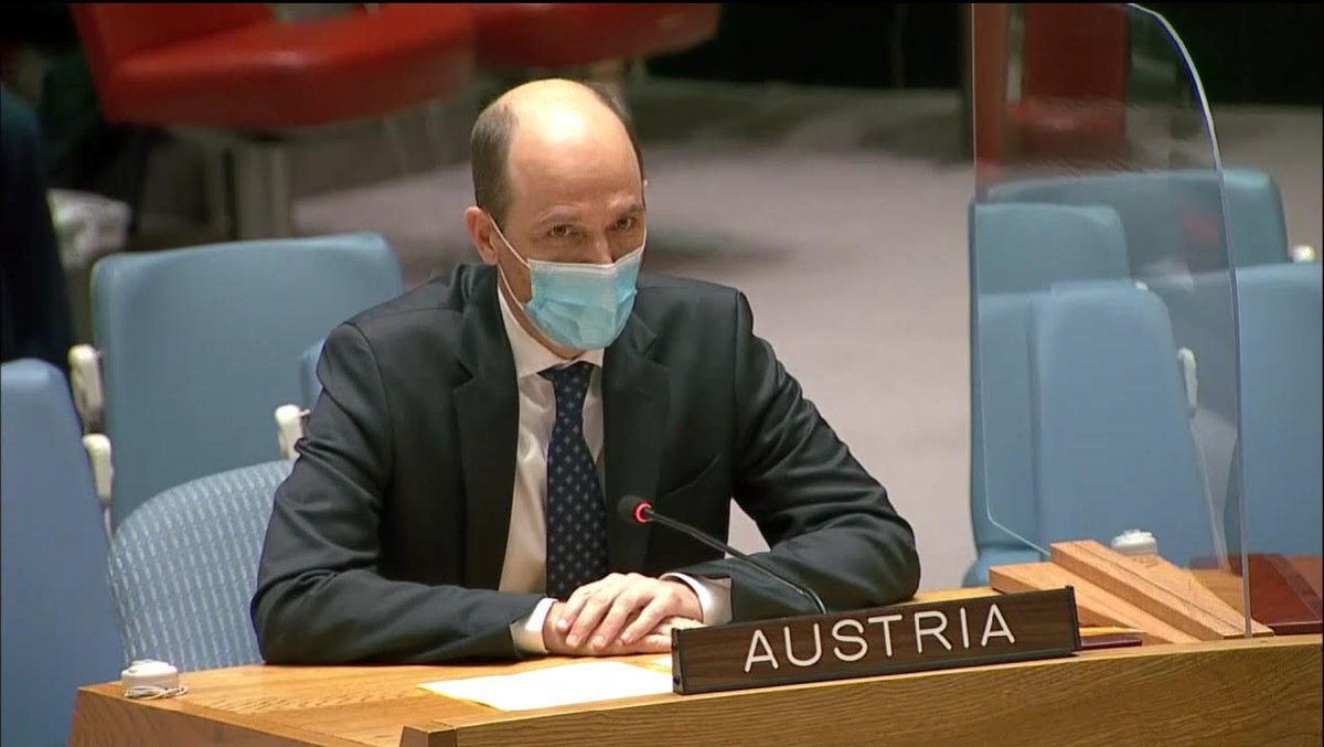 ☝️At today’s SC Open Debate on #WarInCities, 🇦🇹Amb. Marschik @AM_PSC stressed that the humanitarian toll of urban warfare (esp. use of #EWIPA) is UNACCEPTABLY high‼️

🇦🇹 We call for #IHL compliance at all times & hope for strong political declaration on #EWIPA as important step!