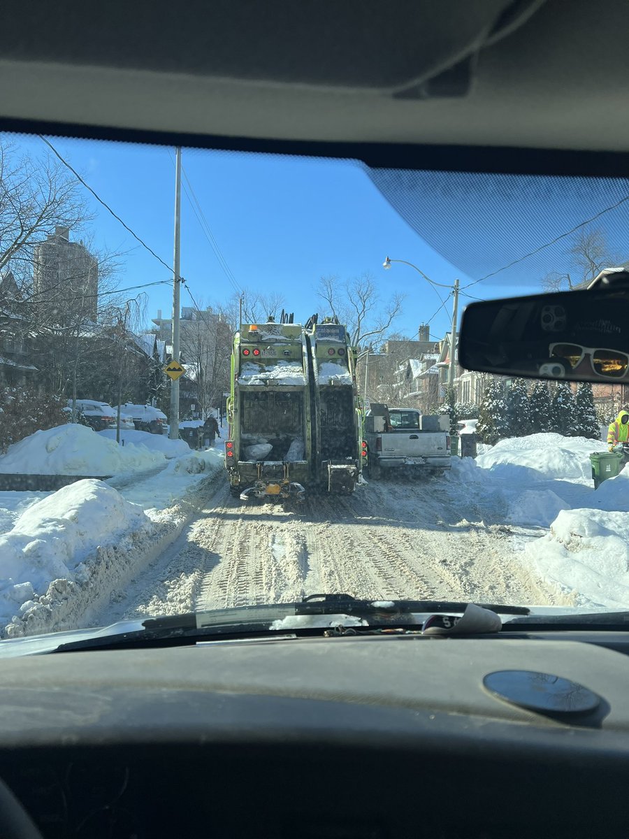 MBrads93's tweet image. @JohnTory when is the city of Toronto going to clear these side streets from the mountains of snow? Help your @cityoftoronto employees out! There’s no safety in keeping these streets like this #snowmageddon #cleanupthestreets