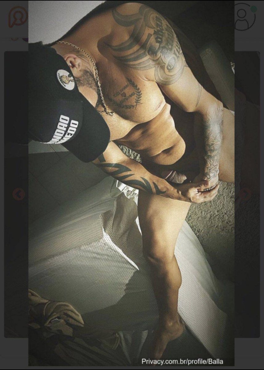 dixxboy's tweet photo. Gente os nudez do  Hadson ex BBB 😈 https://t.co/vM2uN3VOqb