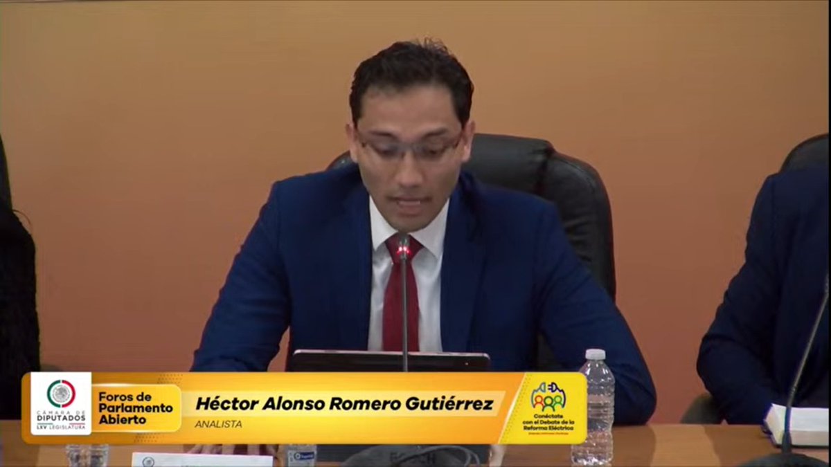 La electricidad es un bien esencial, por lo que la #ReformaEléctrica convertirá a <a href="/CFEmx/">CFEmx</a>  en un organismo de desarrollo nacional, que además garantizará el abasto de energía eléctrica en todo México.  #ParlamentoAbierto 
⚡Héctor Alonso Romero, analista de CFE