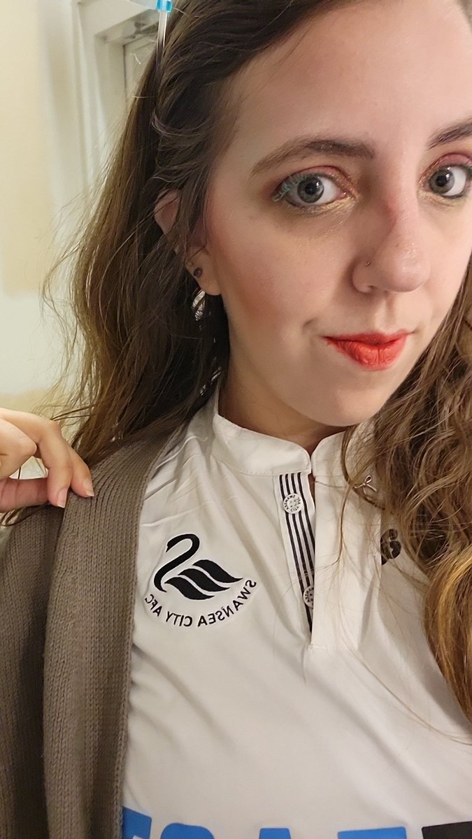 the12thswan's tweet photo. #JacksAtHome...more like #JacksAtWork. Got a 6-11 then kickoff 11:45! Come see us at the Back Door Pub if you're in Seattle! @statesidejacks @SwansOfficial #statesidejacks #globalswans https://t.co/FVzD1SQRtO