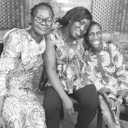 Evelyn Osagie tweet media