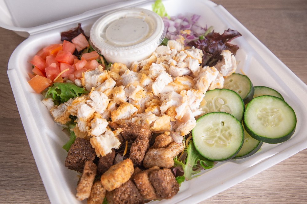 We're thinking what you're thinking - it's time to grab something delicious from the Chicken Shack!  🥗😋
.
📲 Order Pickup: 1l.ink/RDZRHF3
🚗 Order Delivery: 1l.ink/Z5HMBHS
 
#ChickenShack #ClovisCA #ClovisChicken