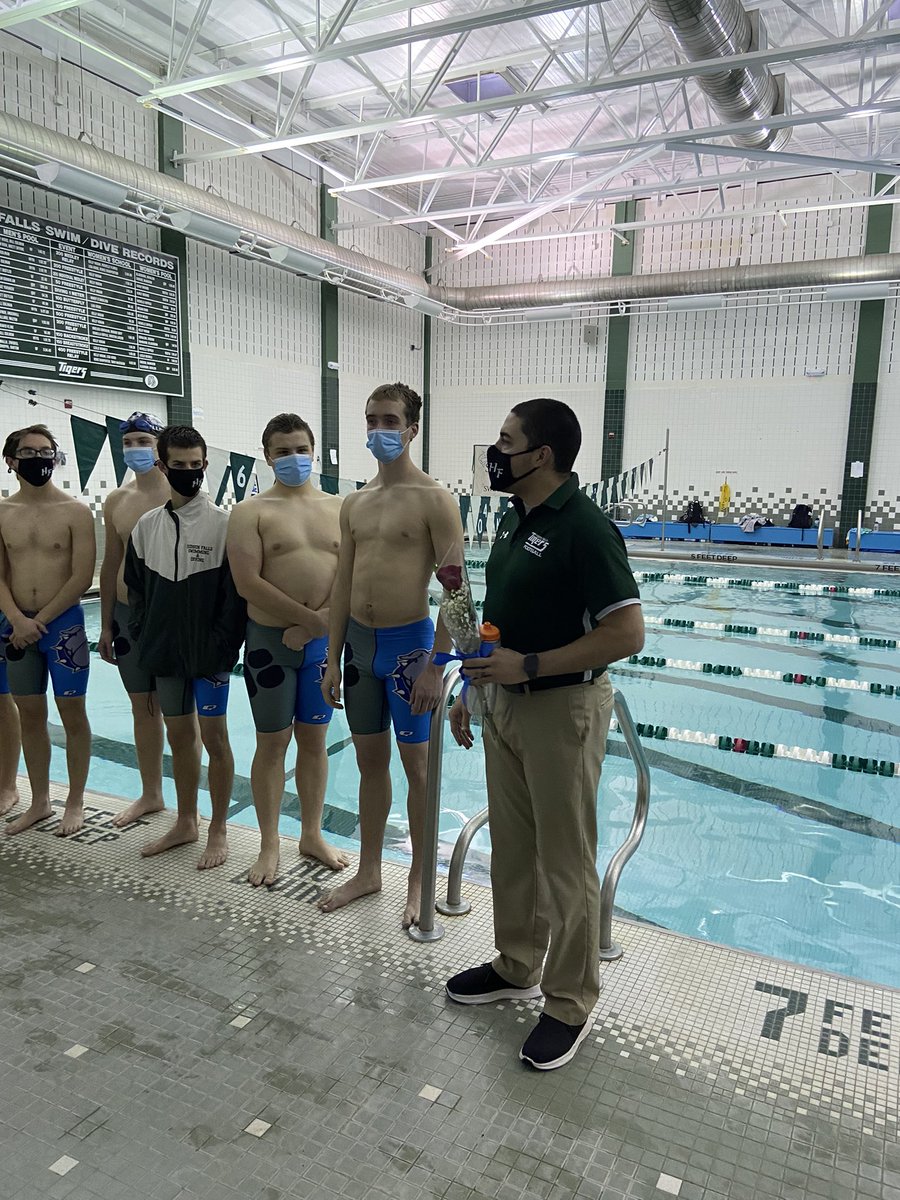 SGF_Athletics's tweet photo. Congrats to Karl Lanfear on Senior Night! Good luck and thanks for your efforts and dedication to the swim program! https://t.co/H5iE2ONGMR
