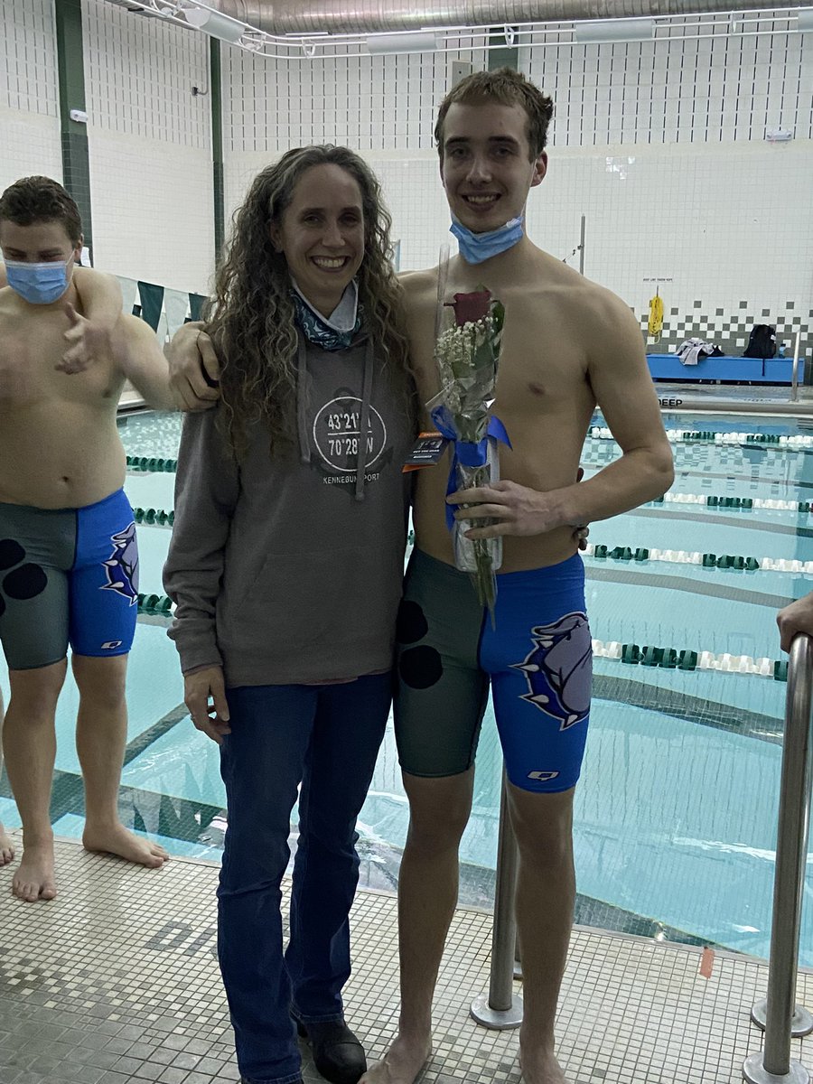 SGF_Athletics's tweet photo. Congrats to Karl Lanfear on Senior Night! Good luck and thanks for your efforts and dedication to the swim program! https://t.co/H5iE2ONGMR
