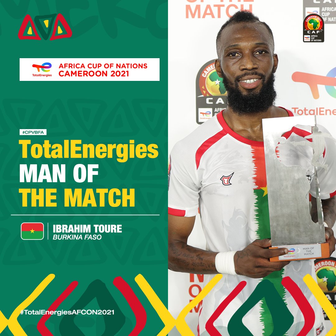 caf_online_AR's tweet photo. أداء مُميز 👏
إبراهيم توريه يقتنص جائزة توتال إنيرجيز #كأس_الأمم_الإفريقية2021 لأفضل لاعب في مباراة #CPVBFA 🇧🇫
#كأس_الأمم_الإفريقية | #الكاميرون2021 | @Football2Gether https://t.co/GEWel1tso2