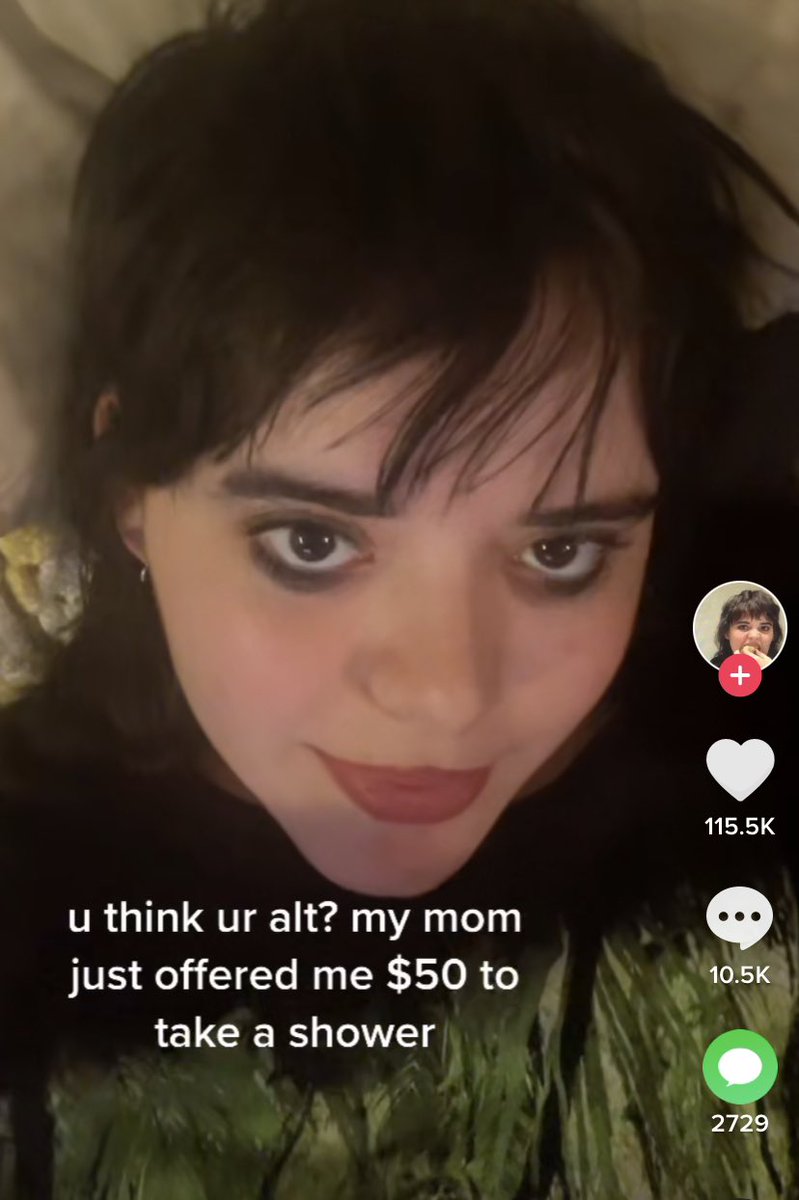 kirawontmiss's tweet photo. lol what ? https://t.co/pQBtJLgUbL