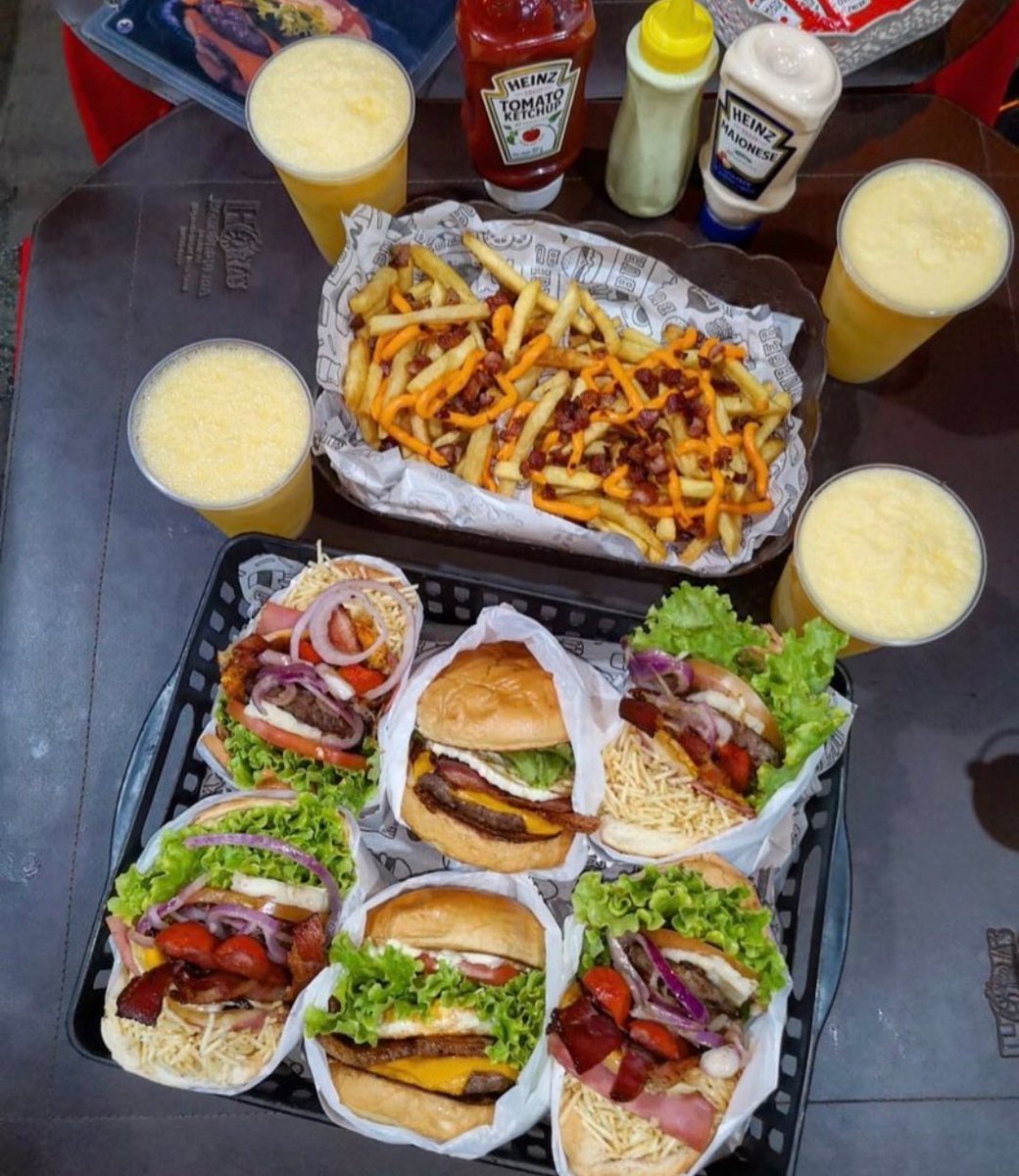 elCerristaEse93's tweet photo. A quien eliminarias de tus platos ? https://t.co/bFaG9Hd0F7