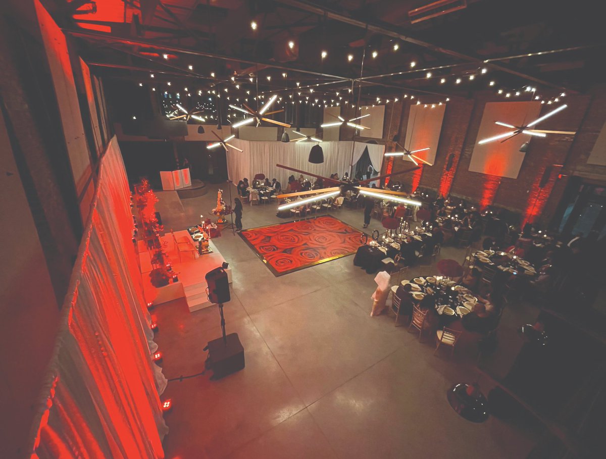 holowalls's tweet photo. Moving forward in 2022 with a custom print red roses dance floor for a recent wedding reception. Exciting projects ahead..
#dancefloor #weddings #events #Dance #flooring https://t.co/vlZpJFnB6X