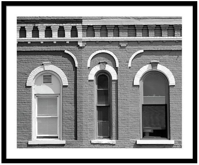 marybedy's tweet photo. Port Huron Eyebrow Windows BW 040420
https://t.co/ck0Fsi756m #porthuron #archedwindows #eyebrowwindows #architecture #marybedy https://t.co/cZQ9NvEctZ