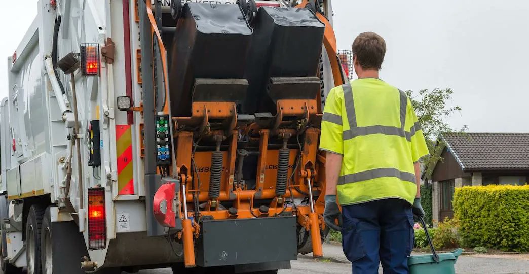 Three weekly bin collection proposed buff.ly/3riJIor