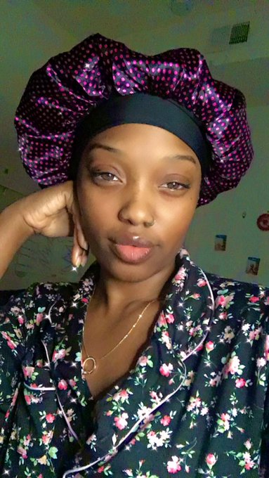 Watch IAMNICOLECASH's leaked NSFW photo on TwXstars