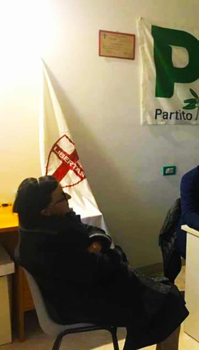 maura_locantore's tweet photo. La nostra comunità perde una donna di grande valore politico e profonda intelligenza: Rosa Stoppelli Magaldi, Presidente dell’assemblea del circolo di Corleto Perticara. Ricordo ancora le sue parole di incoraggiamento e i suoi preziosi consigli quando è iniziato il mio mandato 🙏🏿 https://t.co/fL5vh5ZjQU