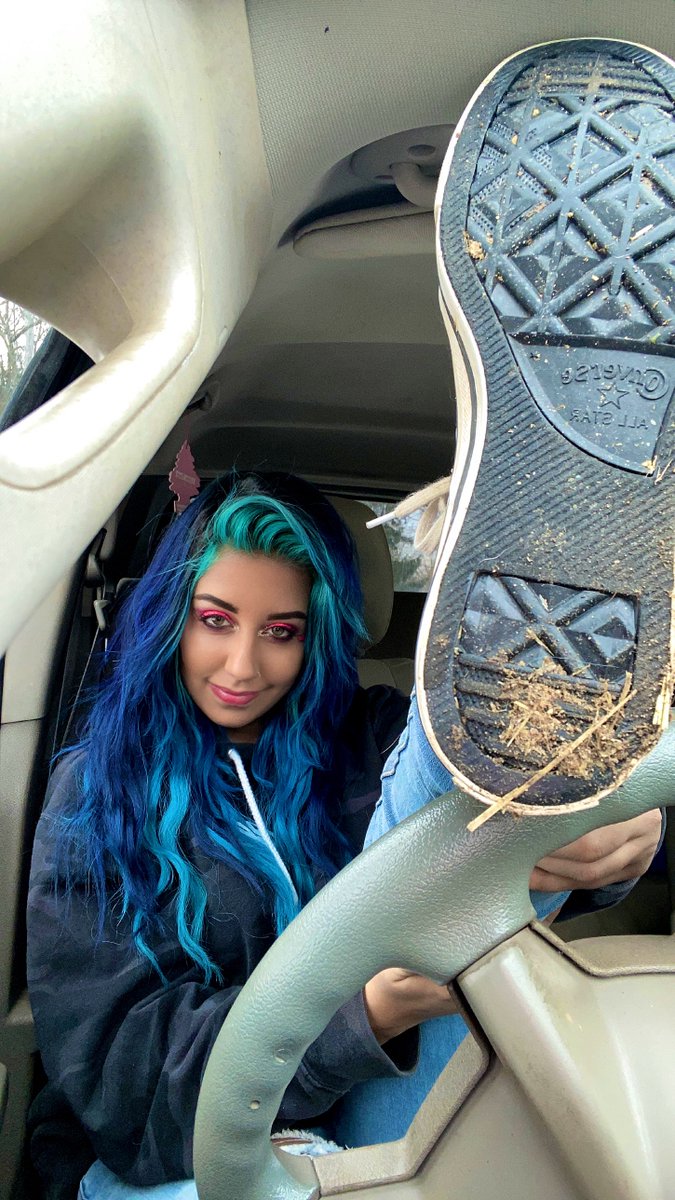goddessnixie's tweet photo. Come lick this shit off my shoes! My converse need to be spotless by the time I’m done with you.. https://t.co/PKZow9uXQX