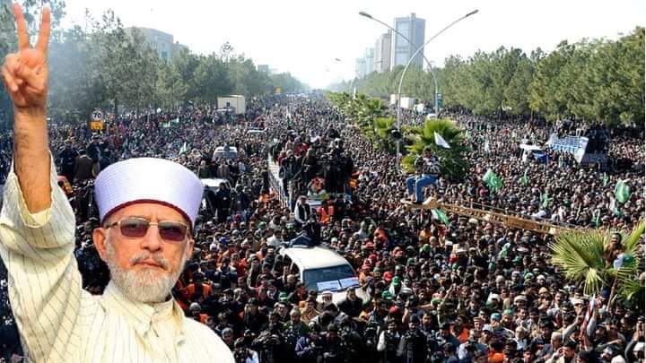 naveedalam0092's tweet photo. In Historic long March 2013 @TahirulQadri & @PATofficialPK asked the nation 2 stand 4 Electoral reforms so that genuine leaders from masses can come forward, He asked for Reforms, Accountability B4 Elections #PAT4RealChange today everyone is saying #DrQadriWasRight @DrDanish5 https://t.co/hNfs6c7KE2