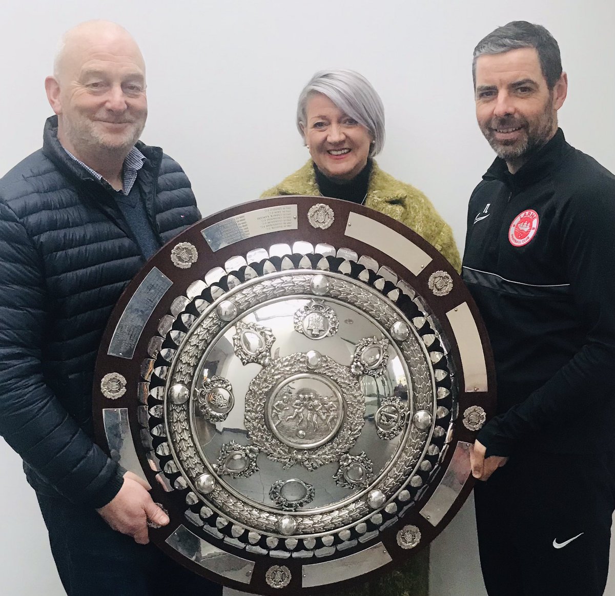 What do you think guys - too big for a new necklace??? Got my hands on the County Antrim Shield today with <a href="/TiernanLynch/">Tiernan Lynch</a> <a href="/DAVIDHU92870388/">DAVID HUNTER</a> <a href="/larnefc/">Larne Football Club</a> <a href="/BFgrants/">Brighter Futures</a> @kennybpb <a href="/ClementsGareth/">Gareth Clements</a> @NiallCurneen <a href="/joelneill/">Joel Neill</a> @HoodLazaroo <a href="/SitkiGelmen/">Sitki Gelmen</a> <a href="/allykerrfinance/">Ally Kerr</a>