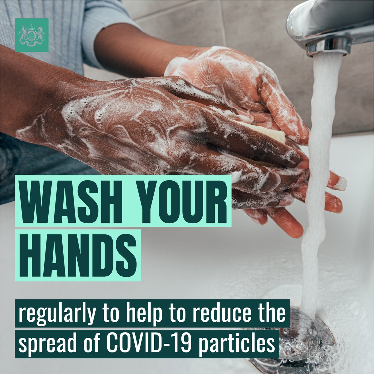 DHSCgovuk's tweet photo. 🚌 Wear a face covering in public indoor venues & on public transport
💨 Let fresh air in if you meet indoors
🧪 Take lateral flow tests regularly
🧼 Wash your hands throughout the day
Help to protect yourself and others from #COVID19.