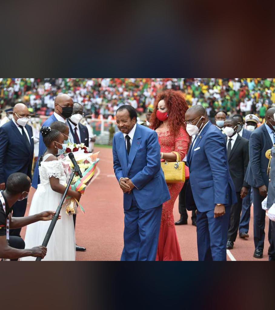 mathieuvat's tweet photo. Le pays #Cameroun est dirigé. Ce, par un homme @PR_Paul_BIYA aimé et respecté par les camerounais. Fin de de débat. #CanTotalEnergiescameroun202, #CameroonVsEthiopia. MV🇨🇲❤️ https://t.co/chuuYqGsvL