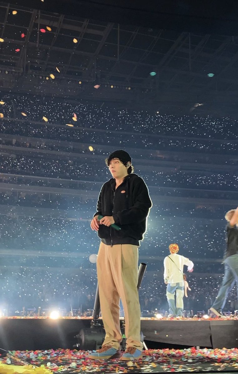 btsconcerthrs's tweet photo. https://t.co/4FOU7YbSqa