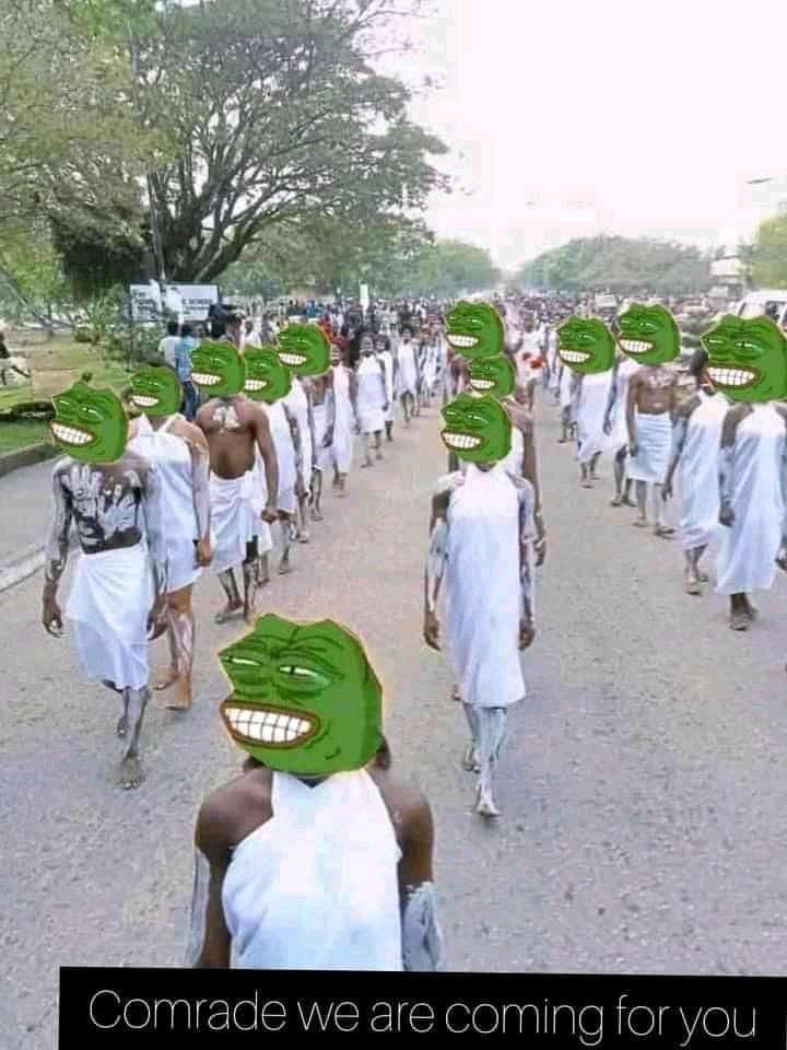 phunkydey4u's tweet photo. Comrade meme dump🚨🚨: 

Post your top 2 comrade memes of the year 2021 in this thread, let’s have a collection. 

Mine: https://t.co/cgbkQGG5Bd