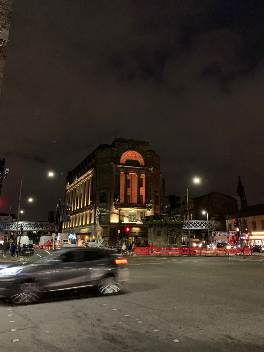 BrawTalent's tweet photo. We are so excited to be watching another blockbuster set come to life over the past month here in Glasgow city centre #Batgirl https://t.co/iUjEf56Cdz