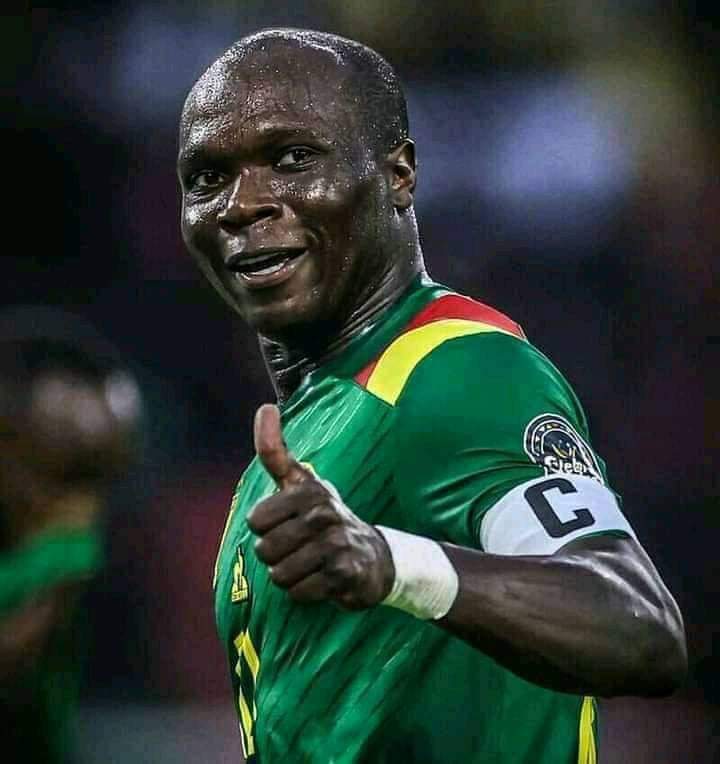 milliemayina's tweet photo. Vincent Aboubakar becomes Cameroon's first player to score in three consecutive Afcon games since Samuel Eto'o in 2008.
#TeamCameroon 
#AFCON 
#AFCON2021 
#Aboubakar
#football 
#soccer https://t.co/y3ESTvL9k6